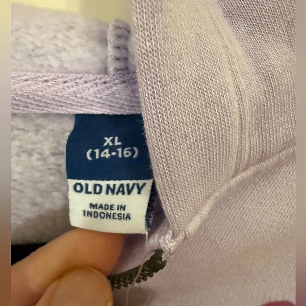 NWT Old Navy size XL cropped hoodie